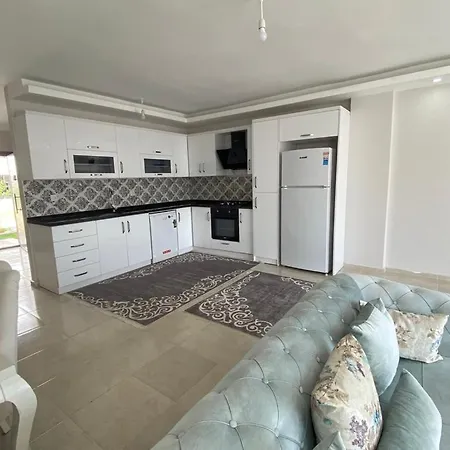 3 Katli Tripleks Villa Erdemli